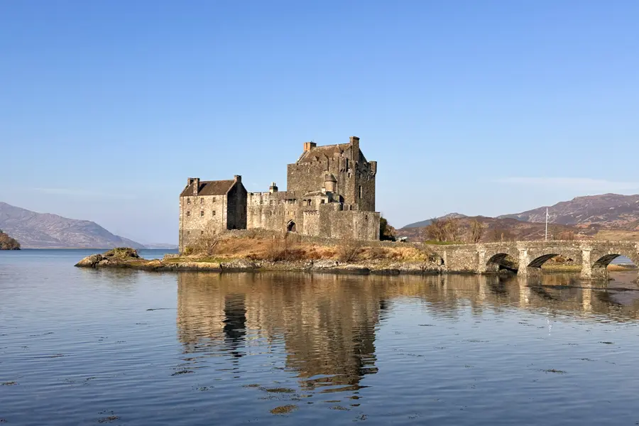 A. Nivollet Célèbre château d'Eilean Donan