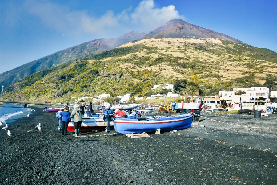 Lyle Wilkinson Unsplash Stromboli