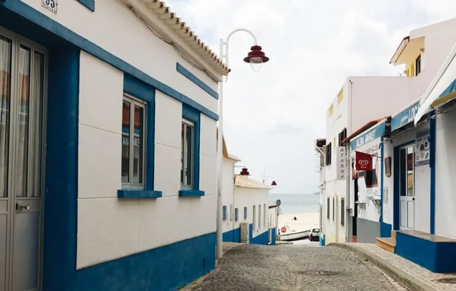 F. Weber Village de pêcheurs Algarve