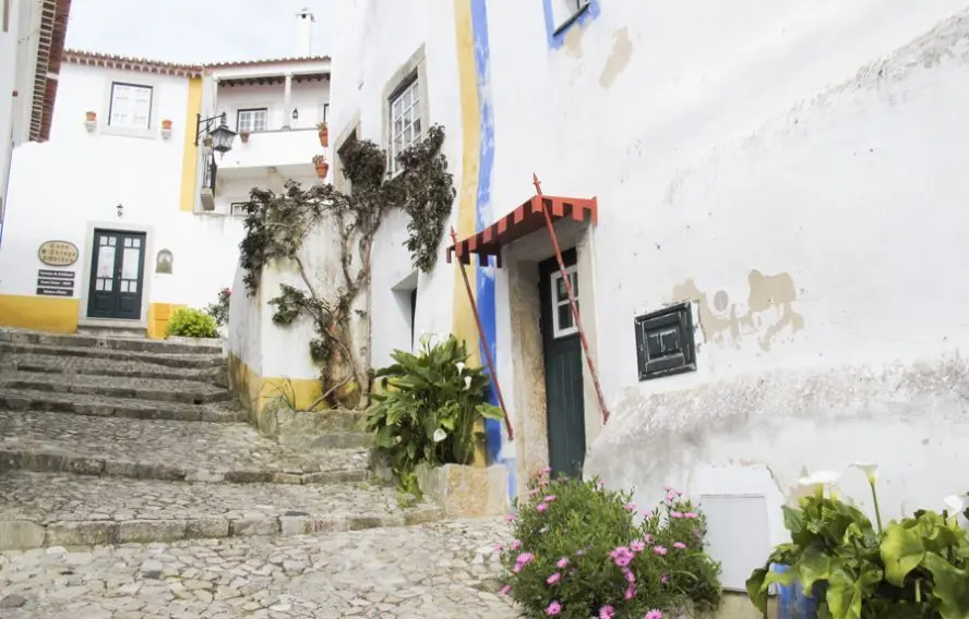 F. Weber Ruelle de charme à Obidos