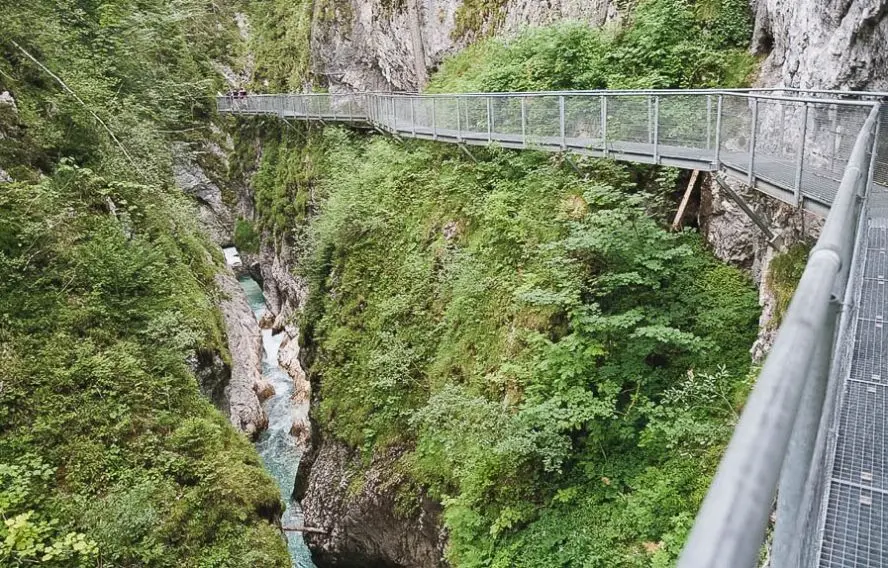 V. Sonnenberg Randonnée dans les gorges de la Zugspitze