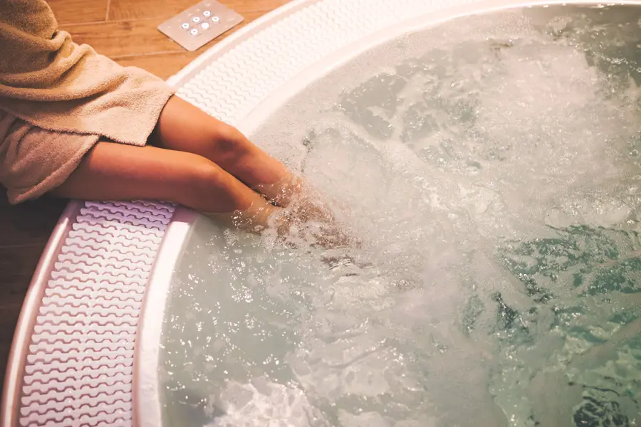Ndabcreativity Adobestock Arrivée à Bagnols-les-Bains dans un hébergement confortable
