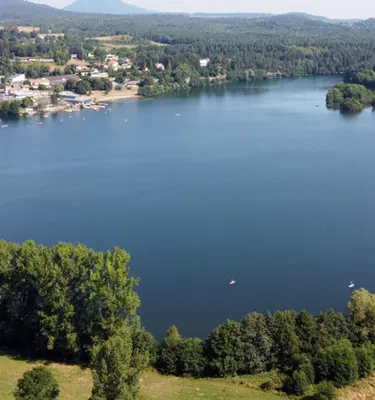 tour-des-lacs-auvergne