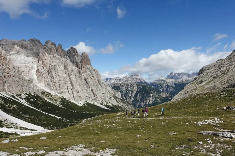 C. Manne Randonnée au coeur des Dolomites