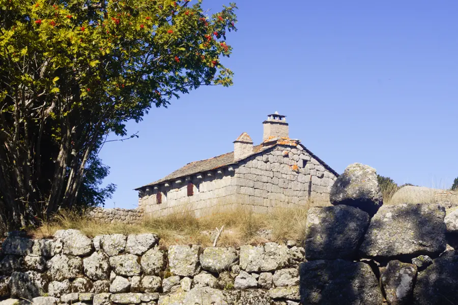 P. Saintjean Architecture typique du Mont Lozère