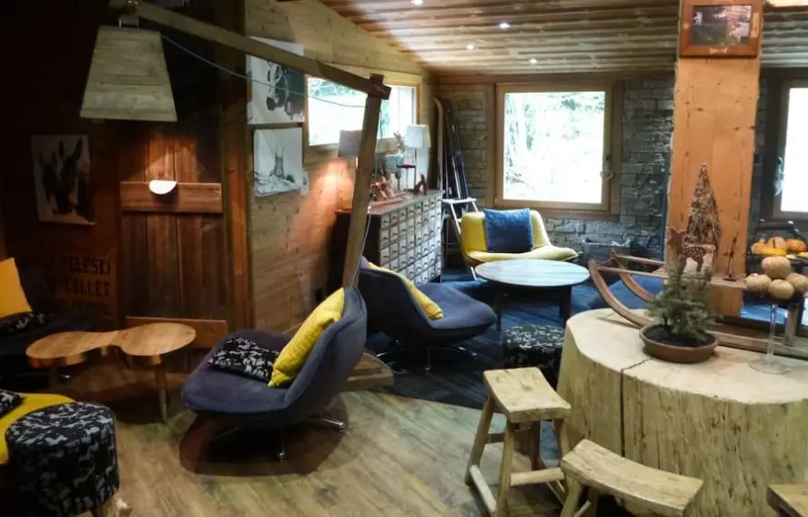 Hotel du Collet Confortable salon de votre hébergement dans les Vosges