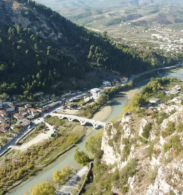 cotes-montagnes-et-merveilles-albanaises