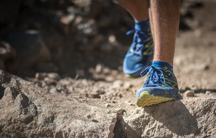 ©tvattard chaussure-trail