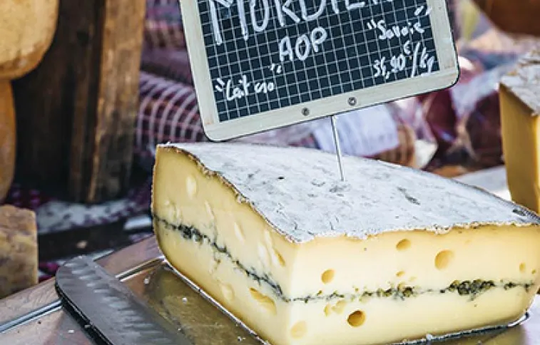 © adobestock-photo-feat fromage-morbier