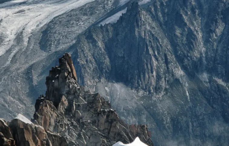 mauro-paillex. glacier-mont-blanc-unsplash