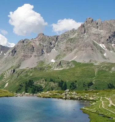© P. Saint-Jean alpes